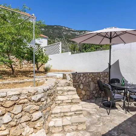 Paradise Komiža
